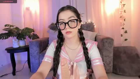 elliedream_ online show from 06-30-26, 03:13