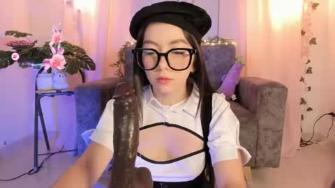 elliedream_ online show from 07-10-26, 02:41