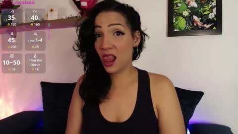 elliee1 online show from 02-19-26, 12:23