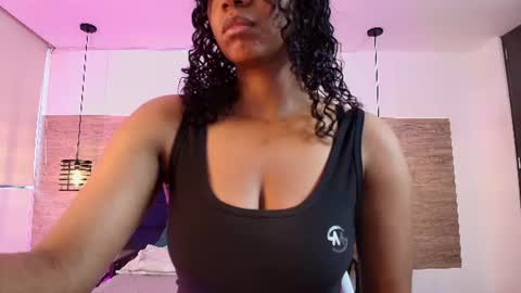 elliee_alves online show from 06-12-26, 06:18