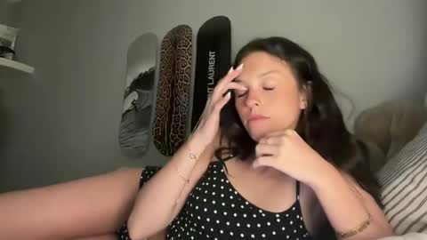 Ellie Harts online show from 05-07-26, 08:14