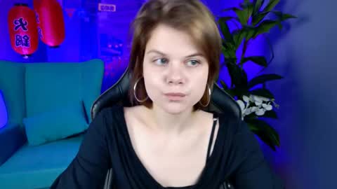 elliemurler online show from 11-19-25, 09:09