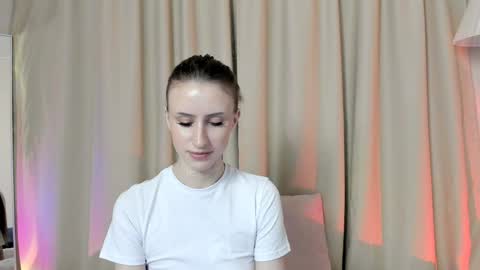 ellierough online show from 04-19-26, 05:56