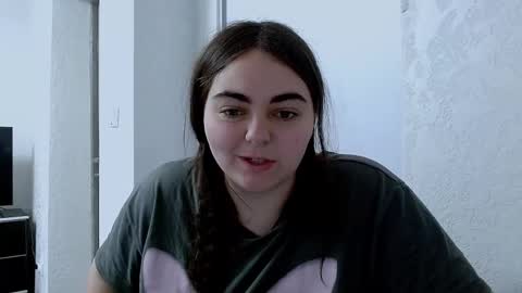 Ellie online show from 04-10-26, 06:07