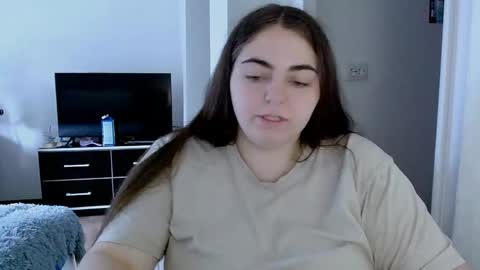 Ellie online show from 06-02-26, 08:16