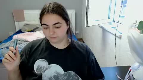 Ellie online show from 07-21-26, 05:21