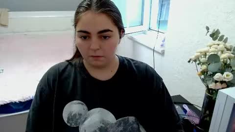 Ellie online show from 07-28-26, 08:54