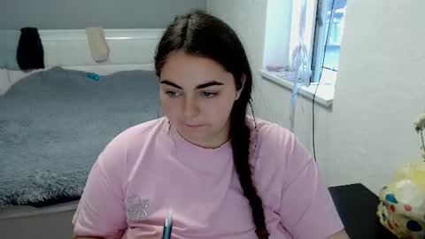 Ellie online show from 07-31-26, 05:40