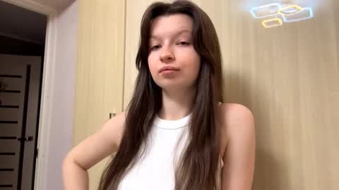 Ellie online show from 12-23-25, 03:48