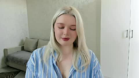 ellilovv online show from 03-31-26, 04:57