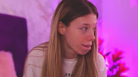 EllinaNuria online show from 02-23-26, 03:59