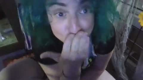 Elliohh online show from 04-18-26, 11:49