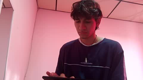 elliotazert online show from 07-17-26, 09:41