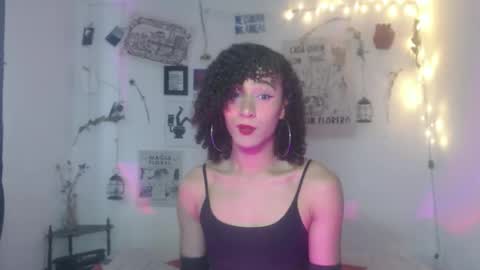 Snapshot of ellis_flowers chatting on 09-18-25, 06:32  . online show from 09-18-25, 06:32