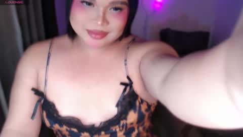 Snapshot of ellise_husson chatting on 05-04-26, 04:30 Ellise online show from 05-04-26, 04:30