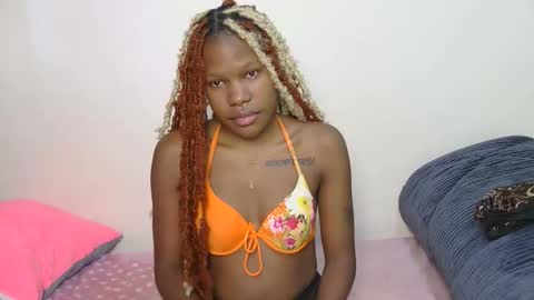 elllanna online show from 11-17-25, 08:42