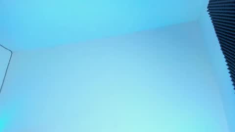 Snapshot of ellope chatting on 10-15-25, 03:17 Ellope online show from 10-15-25, 03:17