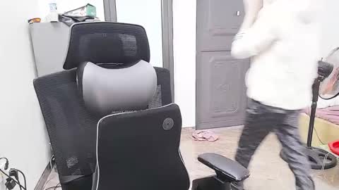 ellsa9x online show from 10-23-25, 05:07