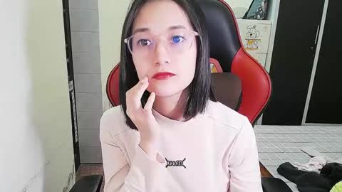 ellsa9x online show from 11-15-25, 01:58