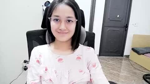 ellsa9x online show from 04-21-26, 02:37