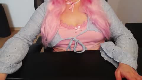 Elly online show from 04-05-26, 12:57