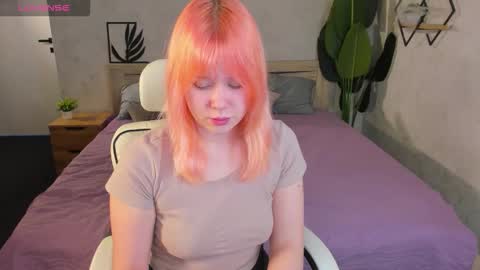 ellya_castro online show from 01-14-26, 01:00