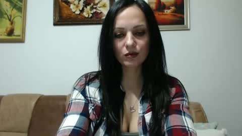Snapshot of ellyadiamond chatting on 04-10-26, 04:39 EllyaDiamond online show from 04-10-26, 04:39