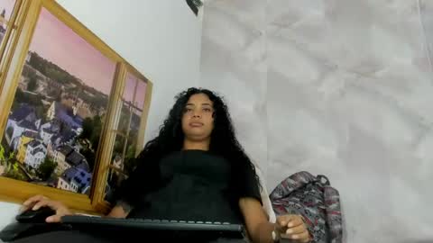 ellybloom online show from 06-22-26, 01:08