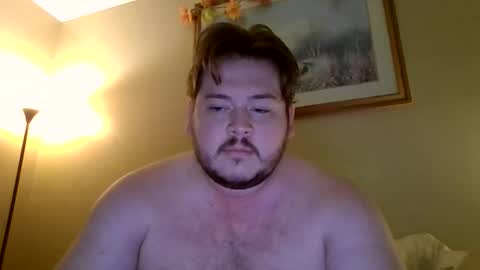 Snapshot of ellyer chatting on 10-27-25, 03:32 Elio online show from 10-27-25, 03:32