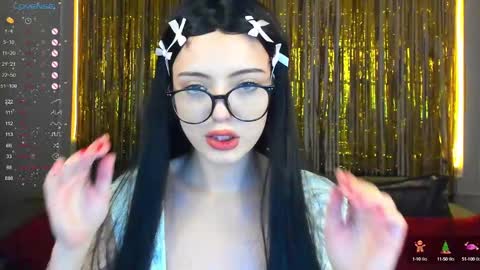 Snapshot of ellyford chatting on 12-24-24, 02:12 Elly online show from 12-24-24, 02:12