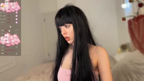 Snapshot of ellyford chatting on 02-28-25, 05:26 Elly online show from 02-28-25, 05:26