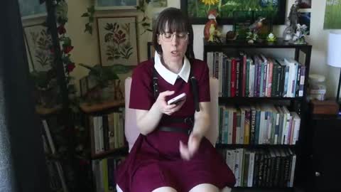 Elly Naomi online show from 06-06-26, 05:17