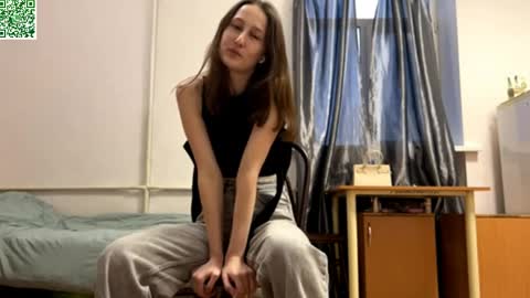 Sonya online show from 04-10-26, 04:12