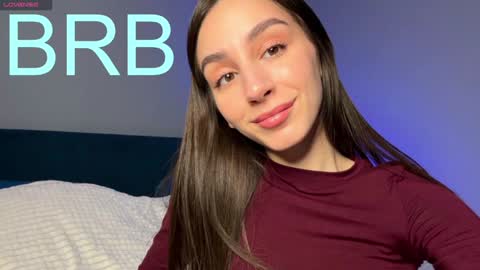 Im online Fri Sun Mon Tue Thu Fri Sat3 from 1000 online show from 02-04-25, 10:00