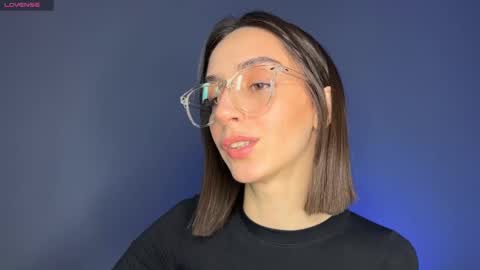 Im online Fri Sun Mon Tue Thu Fri Sat3 from 1000 online show from 02-26-25, 05:42