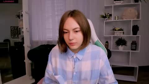 elma_lily online show from 11-07-25, 06:13