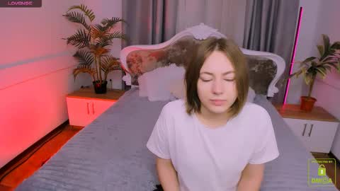 elma_lily online show from 11-11-25, 06:46