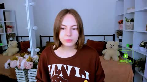elma_lily online show from 11-22-25, 07:18