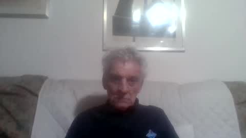 elmo191271 online show from 04-28-26, 03:22