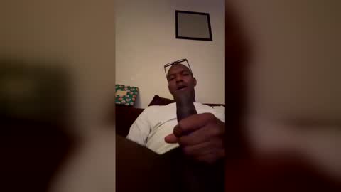 My name is Elmore. Please say hello I like to chat with you. If you have requests or dirty talk please use tip online show from 12-23-25, 05:05