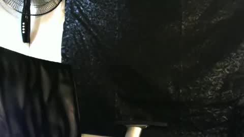 Snapshot of elniga21 chatting on 12-25-24, 03:17 EL NIIGGGAA  21                                                                  EL NIGGA  21 online show from 12-25-24, 03:17