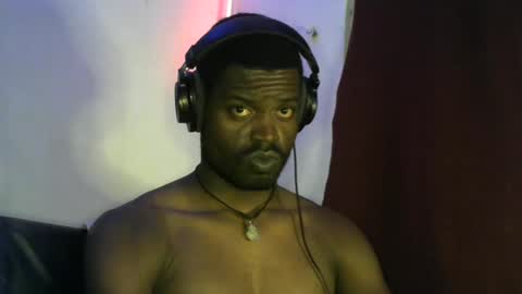 Snapshot of elniga21 chatting on 10-30-25, 05:53 EL NIIGGGAA  21                                                                  EL NIGGA  21 online show from 10-30-25, 05:53