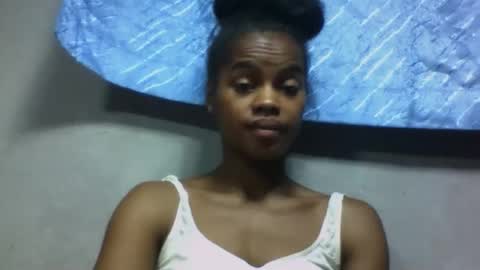 elodie228680 online show from 05-16-26, 10:36