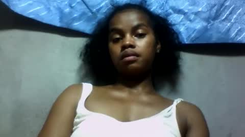 elodie228680 online show from 06-05-26, 07:19
