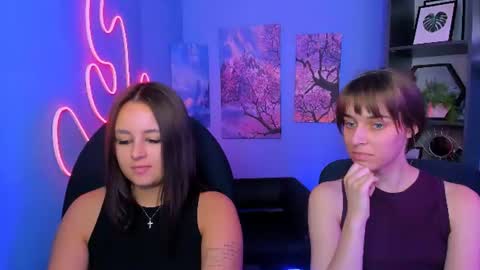 Ella online show from 07-10-26, 01:58