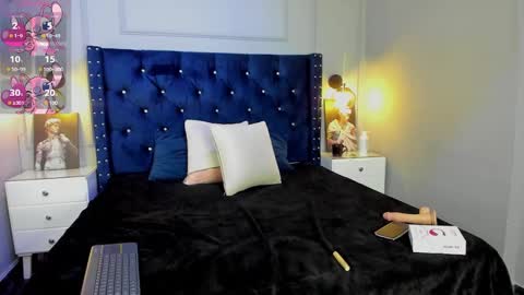Snapshot of elodie_walker chatting on 01-16-25, 11:26 Elodie online show from 01-16-25, 11:26