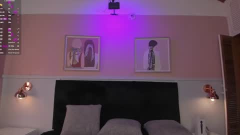 Elodie  online show from 07-17-26, 12:23