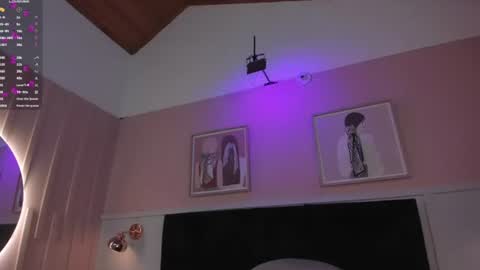 Elodie  online show from 07-26-26, 12:19