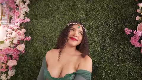 Snapshot of eloise_sweet_ chatting on 06-03-26, 12:19 Eloise online show from 06-03-26, 12:19