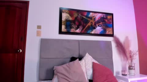 EloiseQuinn online show from 01-27-25, 02:57